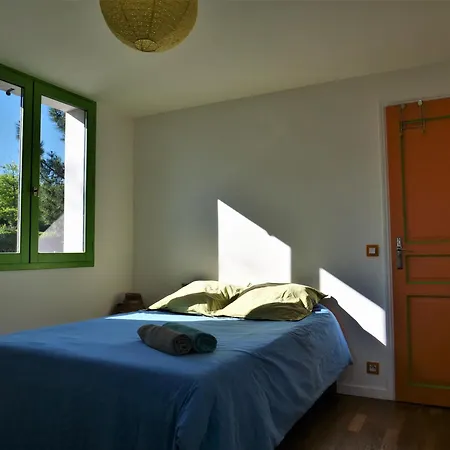 Izpi Urdin Holistic Surfhouse Habitación en casa particular San Juan de Luz