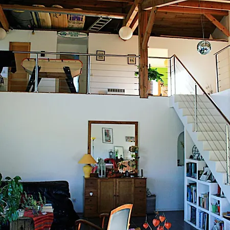 Izpi Urdin Holistic Surfhouse * San Juan de Luz