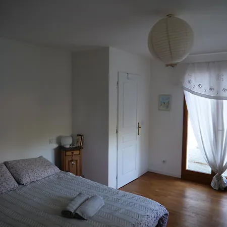 Izpi Urdin Holistic Surfhouse Habitación en casa particular San Juan de Luz